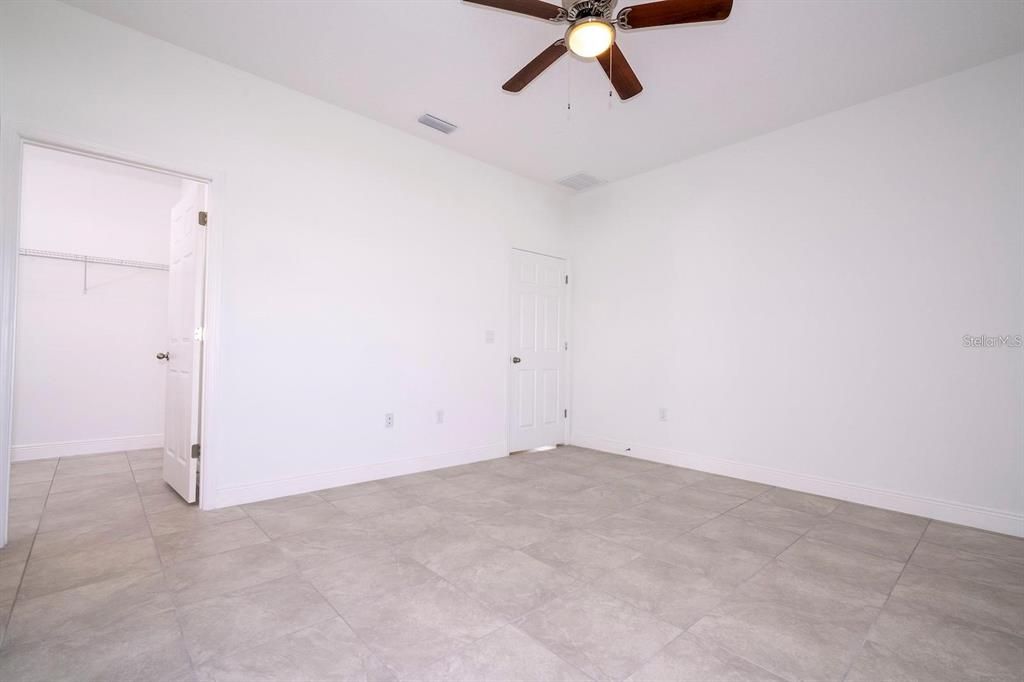 For Rent: $1,900 (3 beds, 2 baths, 1514 Square Feet)