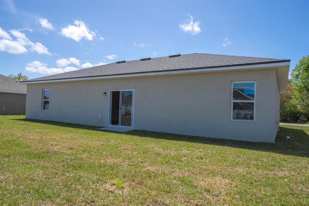 For Rent: $1,900 (3 beds, 2 baths, 1514 Square Feet)