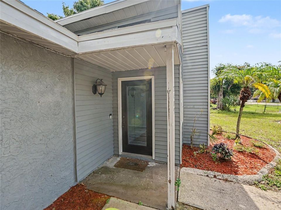 For Sale: $375,000 (4 beds, 2 baths, 1767 Square Feet)