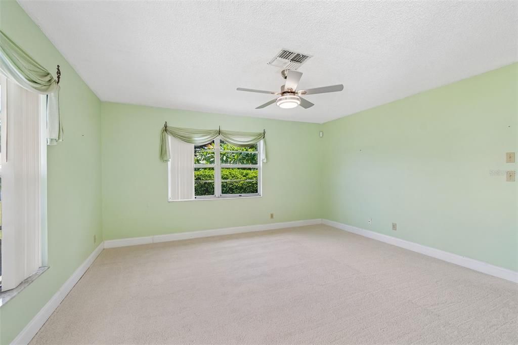 For Sale: $474,916 (3 beds, 2 baths, 1800 Square Feet)