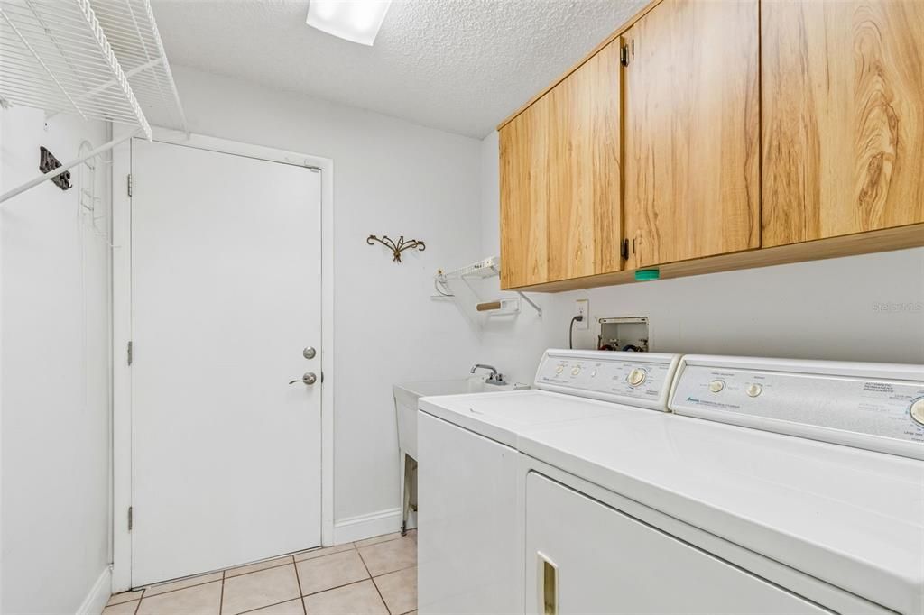 For Sale: $474,916 (3 beds, 2 baths, 1800 Square Feet)