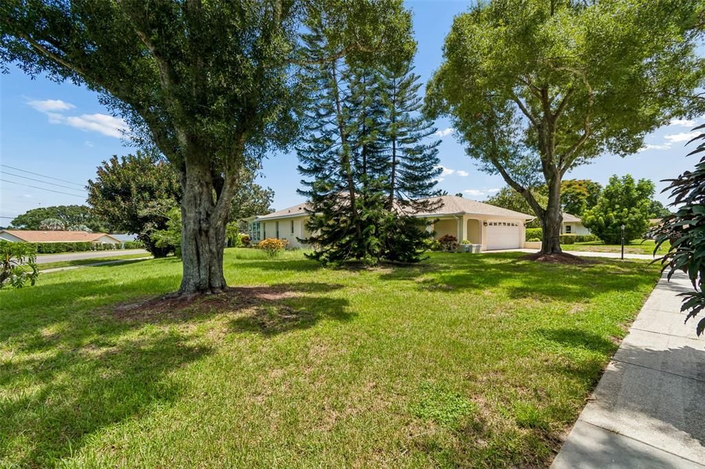 For Sale: $474,916 (3 beds, 2 baths, 1800 Square Feet)