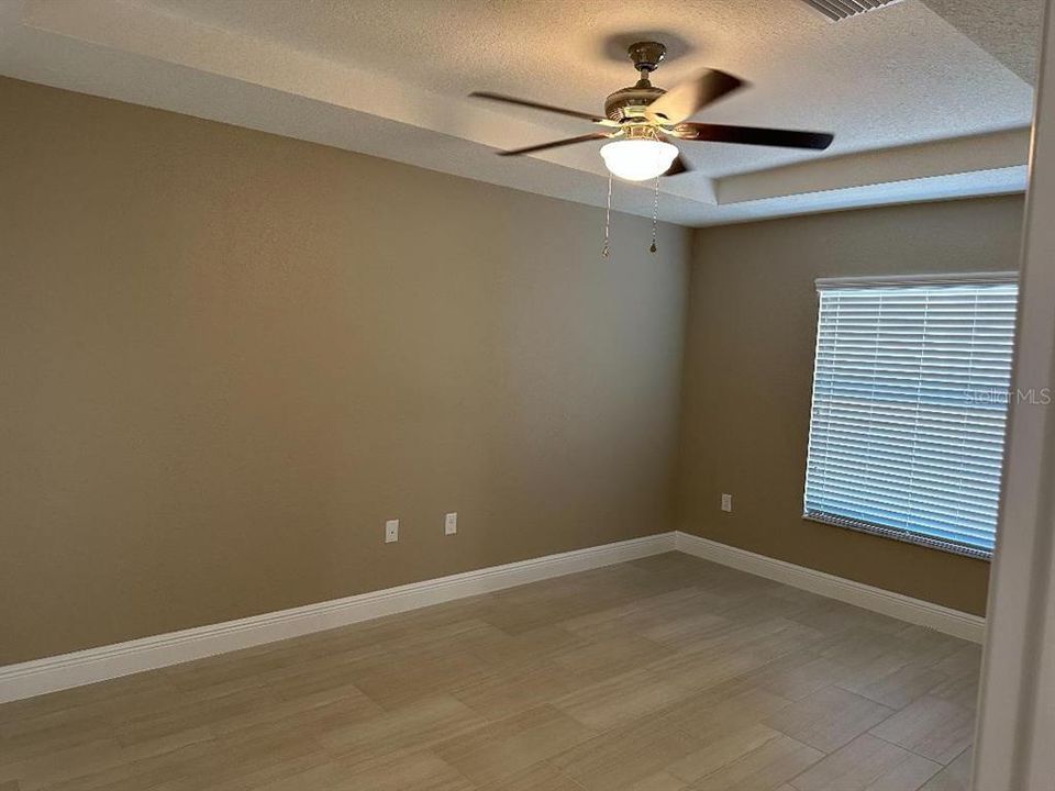 For Rent: $1,695 (4 beds, 2 baths, 1473 Square Feet)