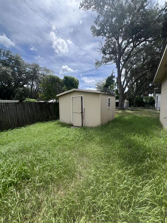 На продажу: $299,900 (3 спален, 1 ванн, 1619 Квадратных фут)