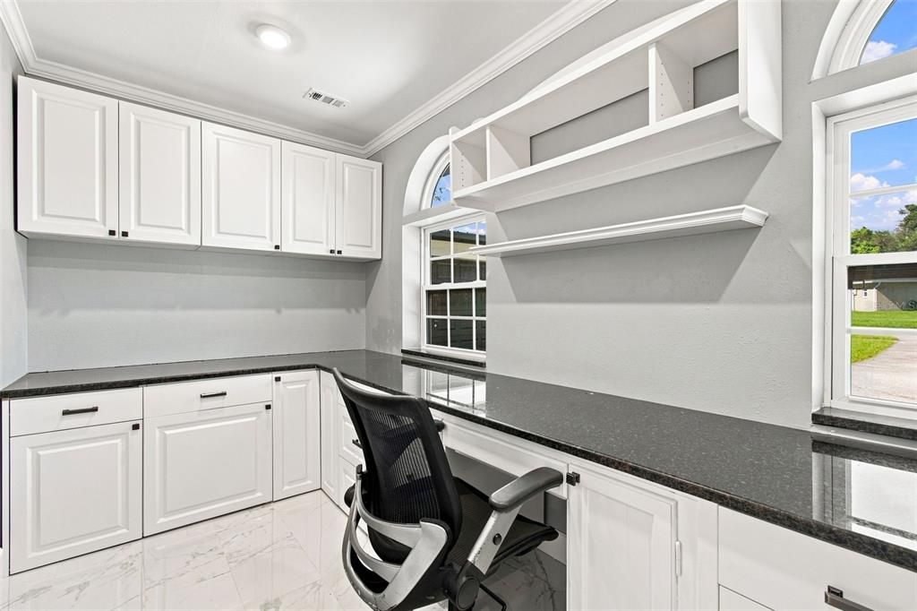For Sale: $615,000 (3 beds, 2 baths, 1808 Square Feet)
