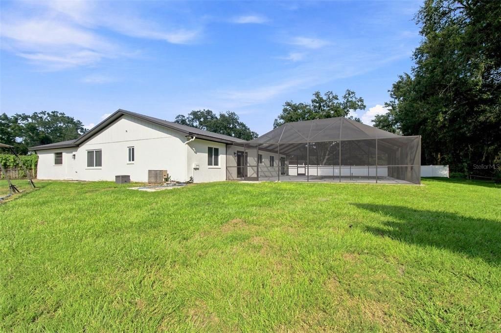 For Sale: $615,000 (3 beds, 2 baths, 1808 Square Feet)