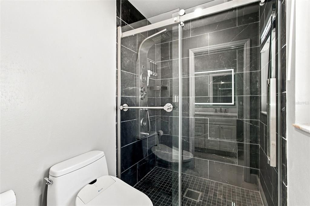 For Sale: $615,000 (3 beds, 2 baths, 1808 Square Feet)