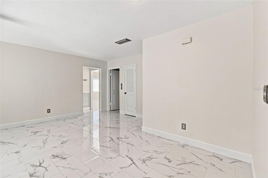 For Sale: $615,000 (3 beds, 2 baths, 1808 Square Feet)