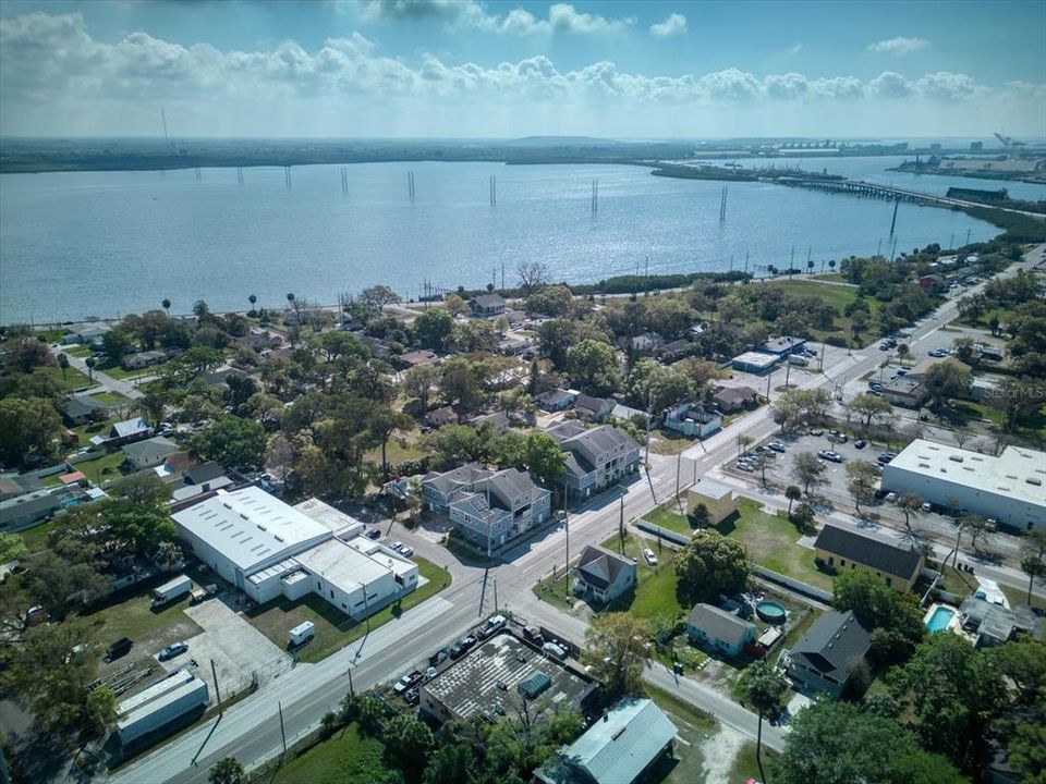 For Rent: $2,450 (2 beds, 2 baths, 1430 Square Feet)