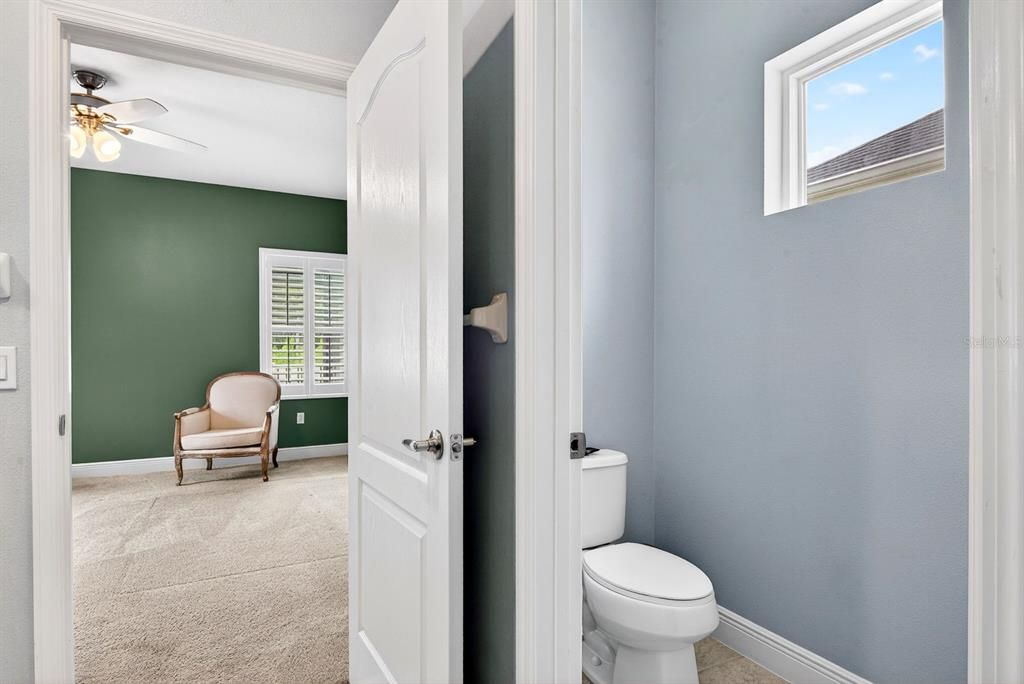 For Sale: $750,000 (3 beds, 2 baths, 2076 Square Feet)