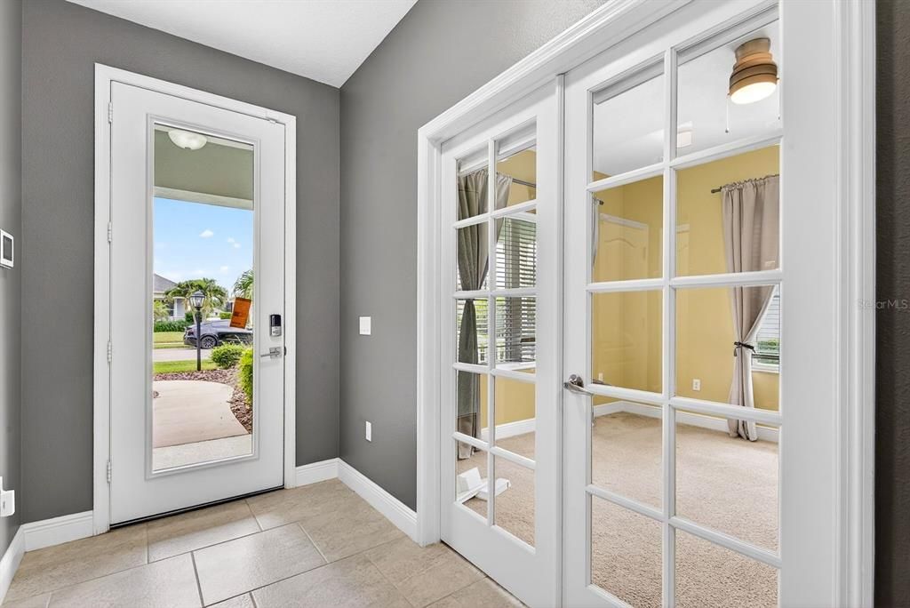 For Sale: $750,000 (3 beds, 2 baths, 2076 Square Feet)