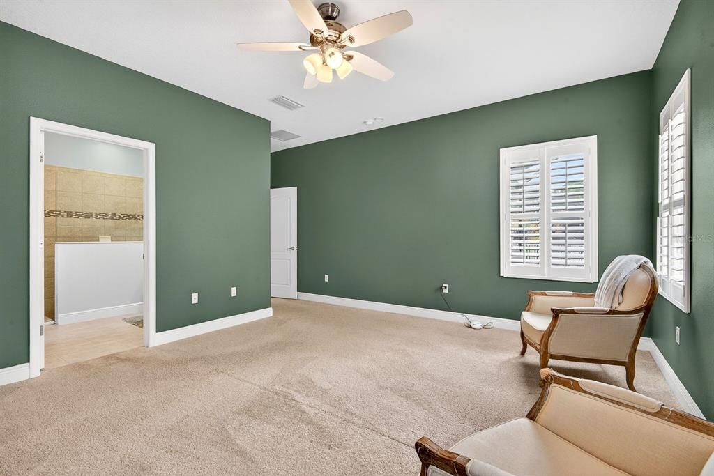 For Sale: $750,000 (3 beds, 2 baths, 2076 Square Feet)