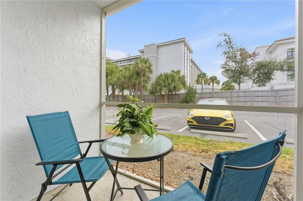 For Rent: $1,200 (1 beds, 1 baths, 496 Square Feet)