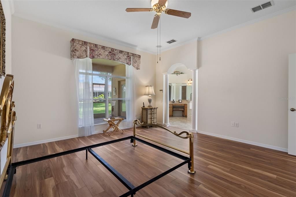 En Venta: $459,000 (3 camas, 2 baños, 2644 Pies cuadrados)