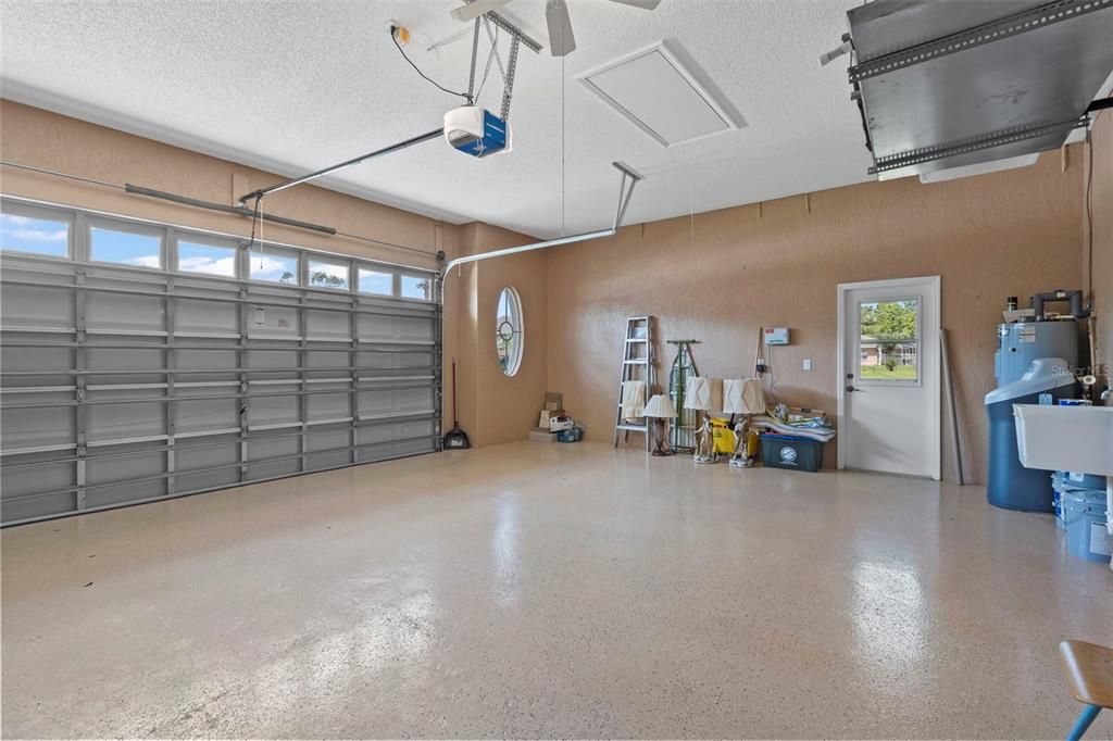 En Venta: $459,000 (3 camas, 2 baños, 2644 Pies cuadrados)