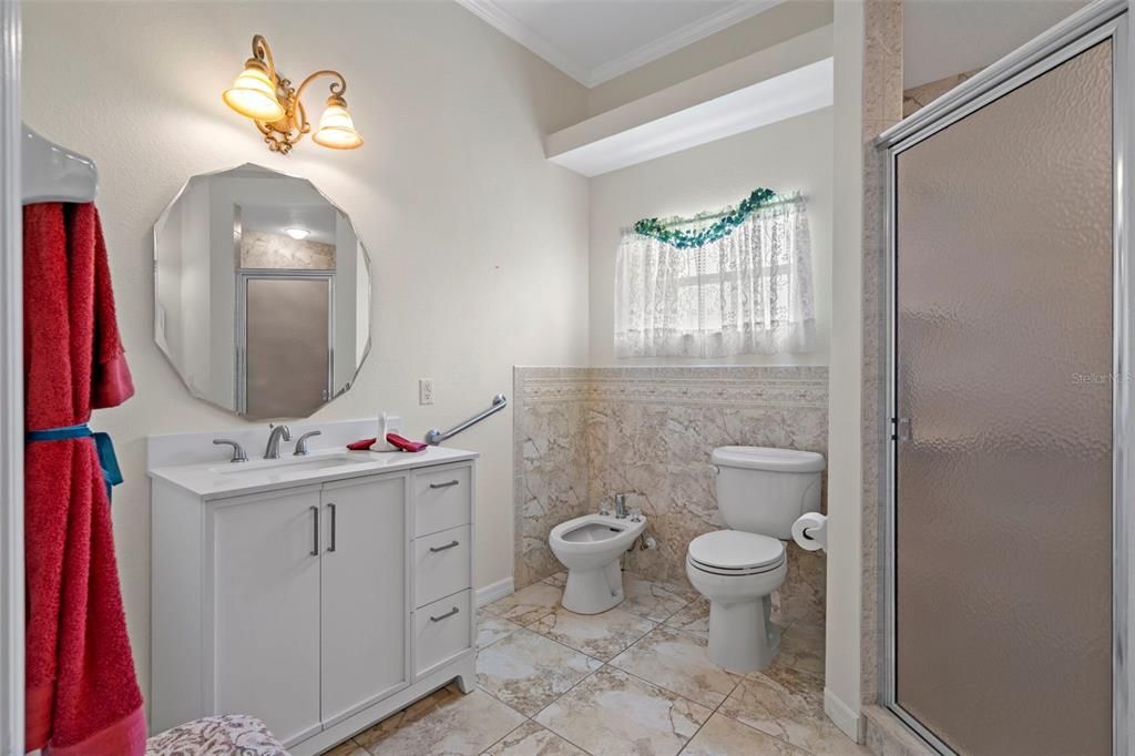 En Venta: $459,000 (3 camas, 2 baños, 2644 Pies cuadrados)