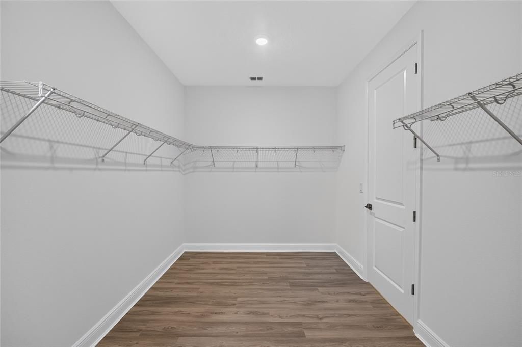 For Sale: $553,415 (3 beds, 2 baths, 2678 Square Feet)