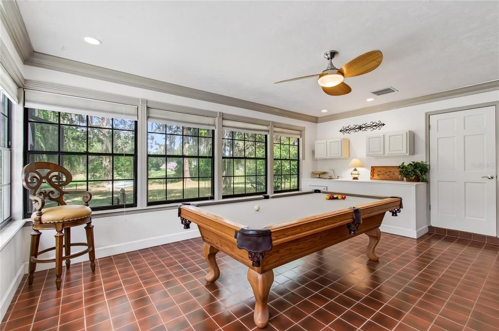 En Venta: $650,000 (4 camas, 3 baños, 4183 Pies cuadrados)