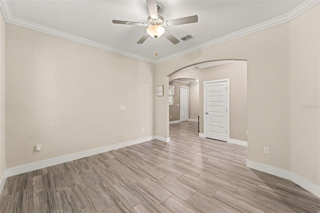For Sale: $625,000 (4 beds, 2 baths, 2775 Square Feet)