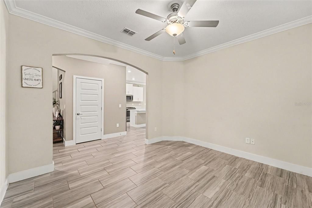 For Sale: $625,000 (4 beds, 2 baths, 2775 Square Feet)