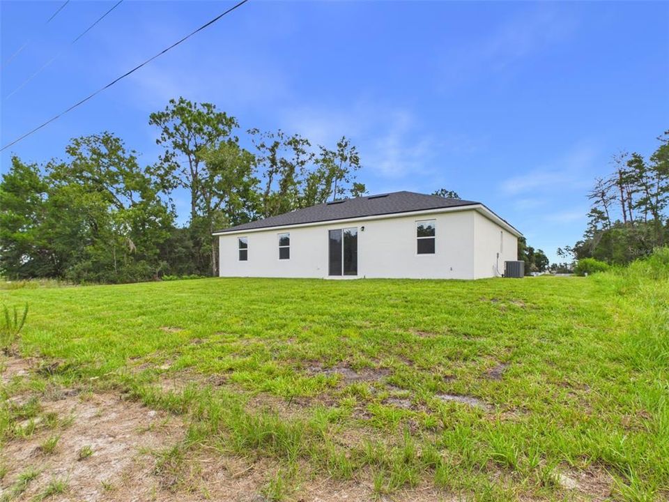 For Sale: $299,900 (4 beds, 2 baths, 1787 Square Feet)