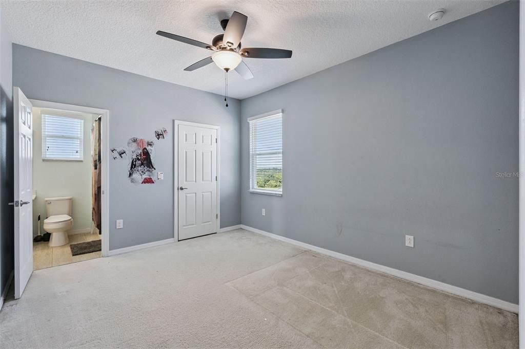For Sale: $478,000 (4 beds, 3 baths, 2700 Square Feet)