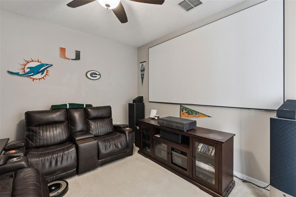 For Sale: $478,000 (4 beds, 3 baths, 2700 Square Feet)