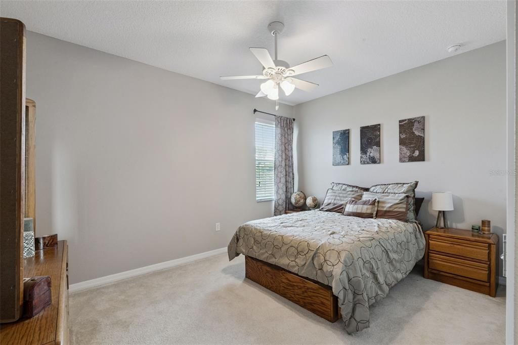For Sale: $478,000 (4 beds, 3 baths, 2700 Square Feet)