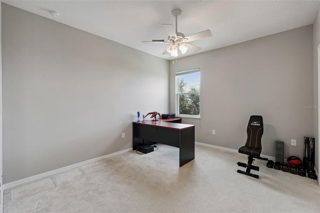For Sale: $478,000 (4 beds, 3 baths, 2700 Square Feet)