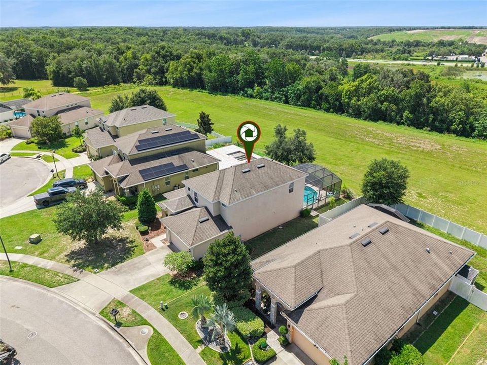 For Sale: $478,000 (4 beds, 3 baths, 2700 Square Feet)