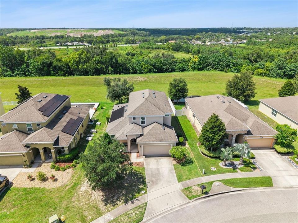 For Sale: $478,000 (4 beds, 3 baths, 2700 Square Feet)