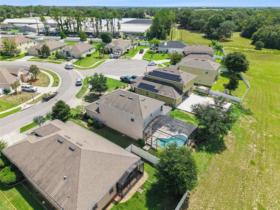 For Sale: $478,000 (4 beds, 3 baths, 2700 Square Feet)