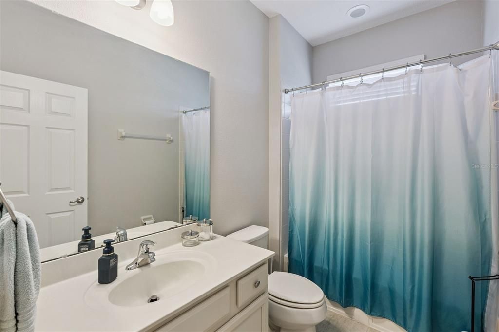 For Sale: $478,000 (4 beds, 3 baths, 2700 Square Feet)