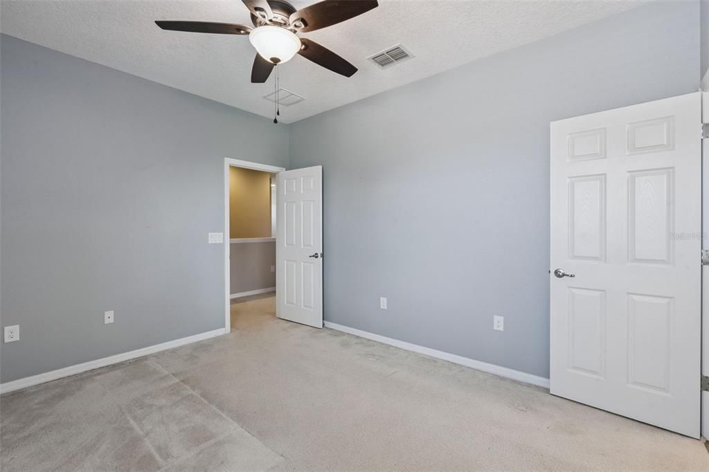 For Sale: $478,000 (4 beds, 3 baths, 2700 Square Feet)