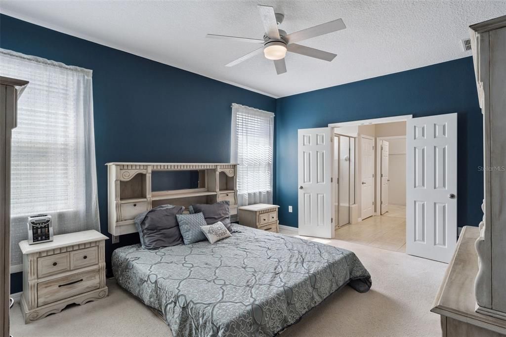 For Sale: $478,000 (4 beds, 3 baths, 2700 Square Feet)