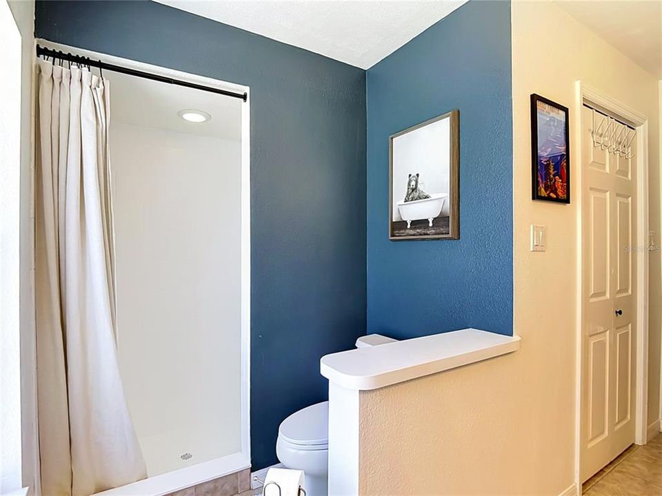 En Venta: $379,000 (3 camas, 2 baños, 1677 Pies cuadrados)