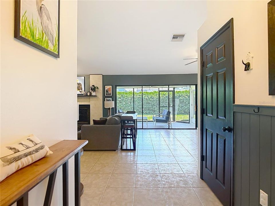 En Venta: $379,000 (3 camas, 2 baños, 1677 Pies cuadrados)
