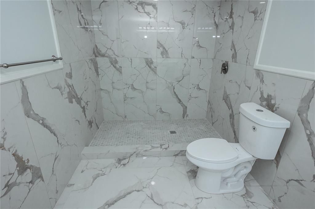На продажу: $365,000 (3 спален, 2 ванн, 1350 Квадратных фут)
