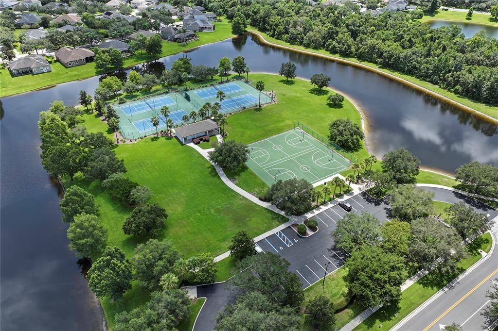 For Sale: $1,100,000 (5 beds, 3 baths, 3894 Square Feet)