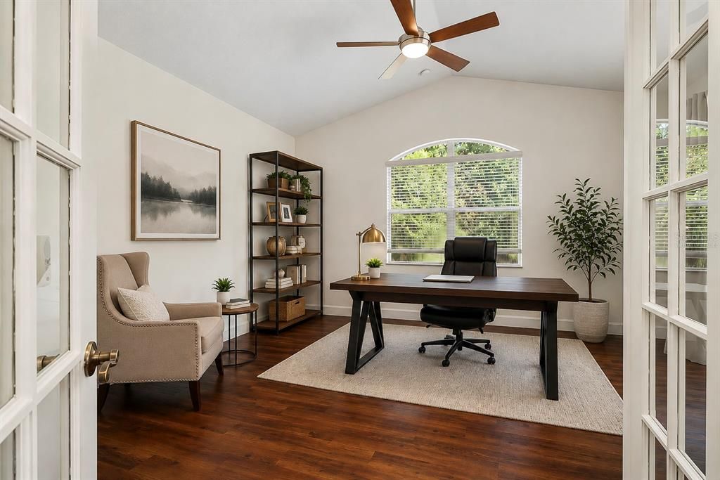 For Sale: $1,100,000 (5 beds, 3 baths, 3894 Square Feet)