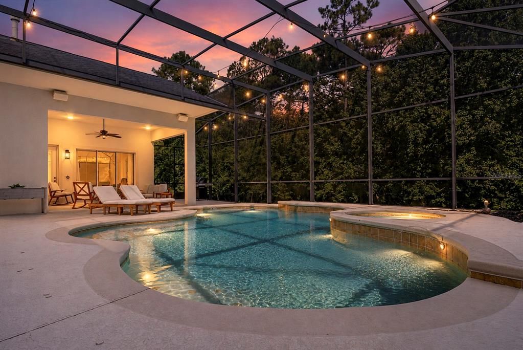For Sale: $1,100,000 (5 beds, 3 baths, 3894 Square Feet)