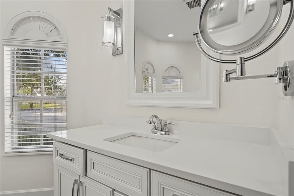 For Sale: $1,100,000 (5 beds, 3 baths, 3894 Square Feet)