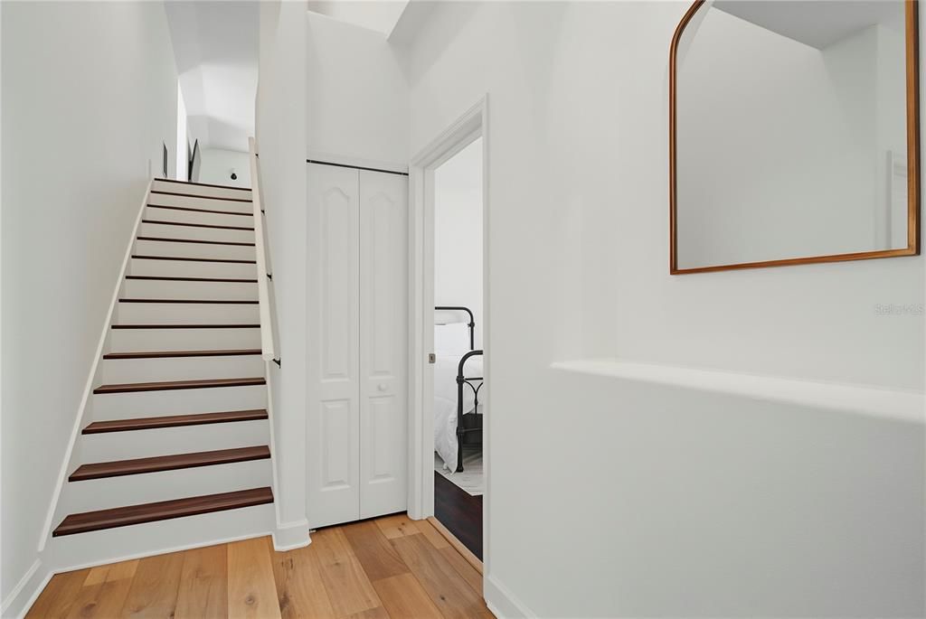 For Sale: $1,100,000 (5 beds, 3 baths, 3894 Square Feet)
