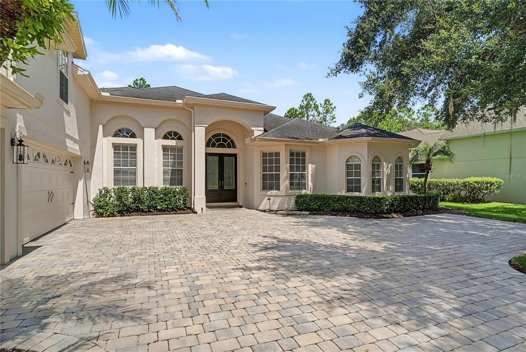 For Sale: $1,100,000 (5 beds, 3 baths, 3894 Square Feet)