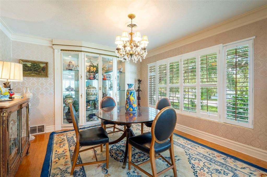 For Sale: $950,000 (4 beds, 3 baths, 2757 Square Feet)