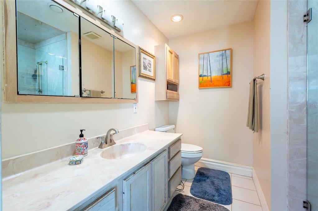 For Sale: $950,000 (4 beds, 3 baths, 2757 Square Feet)