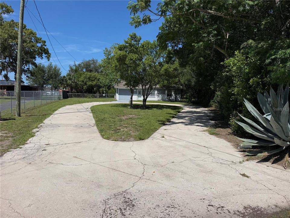 En Venta: $279,900 (3 camas, 2 baños, 1040 Pies cuadrados)