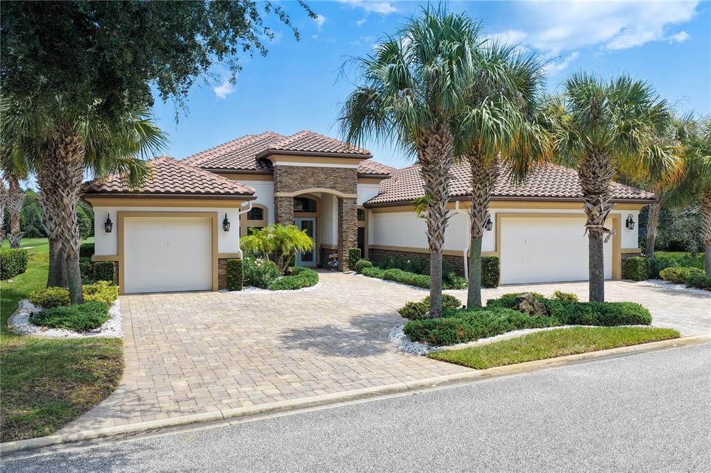 For Sale: $1,499,000 (4 beds, 4 baths, 3829 Square Feet)