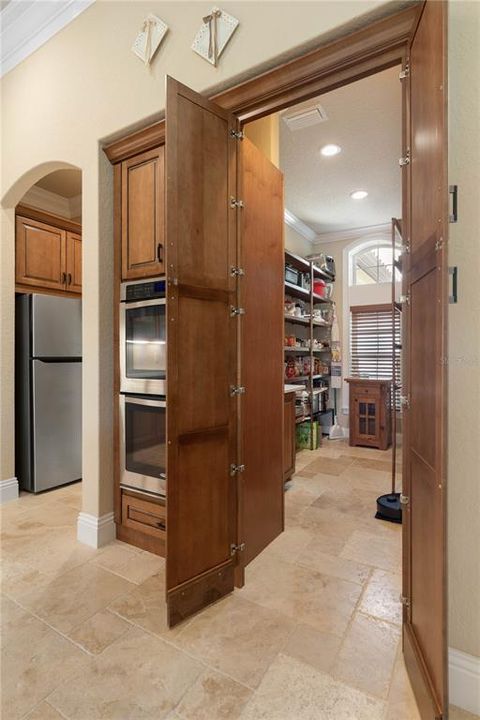 For Sale: $1,499,000 (4 beds, 4 baths, 3829 Square Feet)