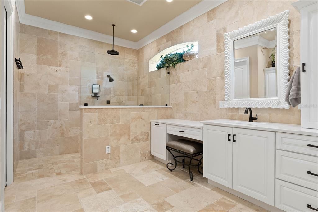 For Sale: $1,499,000 (4 beds, 4 baths, 3829 Square Feet)